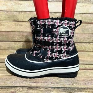 Sorel Black Pink Tweed Lace-Up Ankle Snow Boots